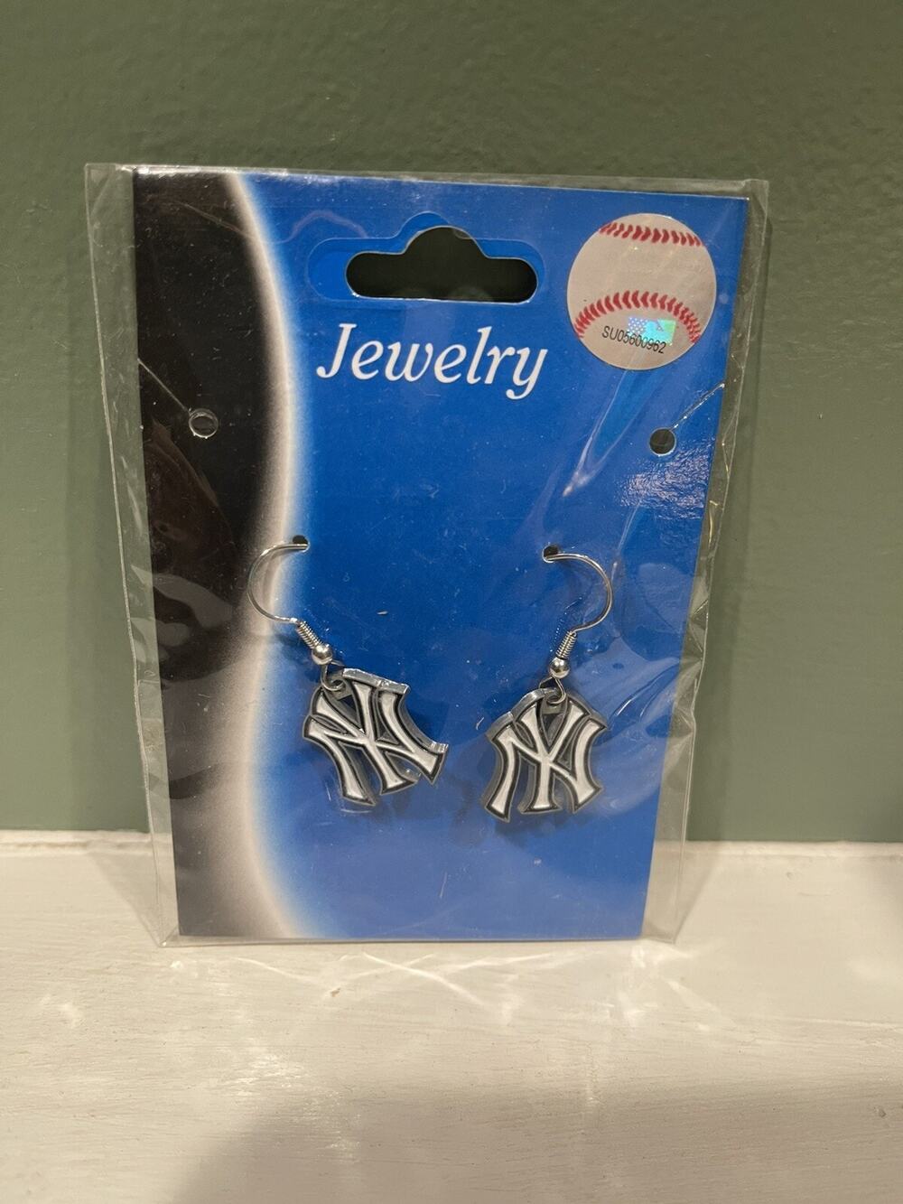 Siskiyou Sports New York Yankees Fashion Earrings